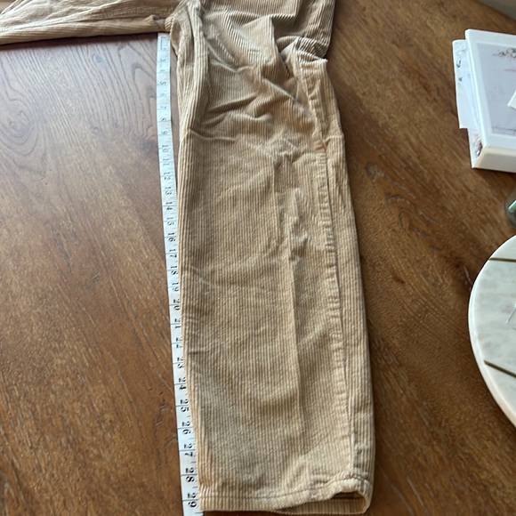 ZUMIEZ- EMPYRE WOMENS TORI SKATE CORDUROY PANTS - Size 4 - Picture 9 of 9